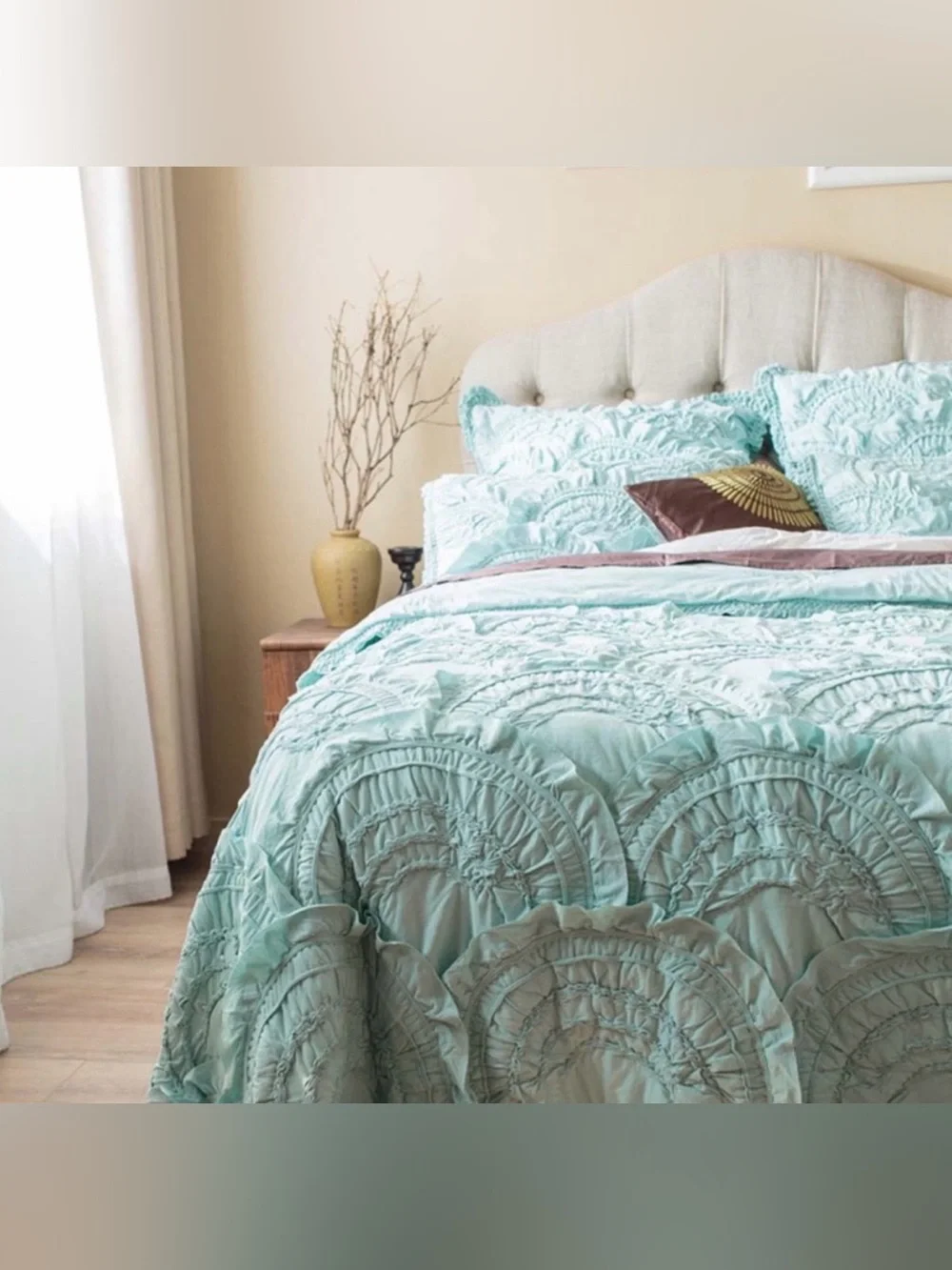Rare HTF Anthropologie rivulets king quilt